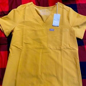 NWT XS Gold Catrina one pocket